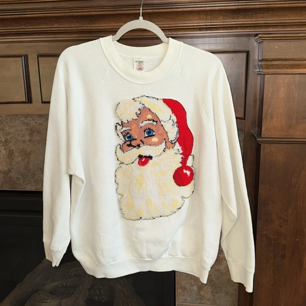 Vintage rare USA made white sweatshirt raised Santa 3D tufted rug graphic XL